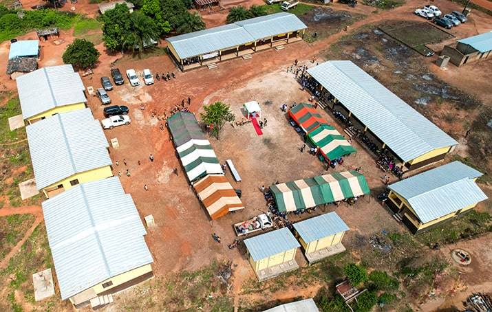 Escuela de primaria en Bahé-Sébon (Costa de Marfil)